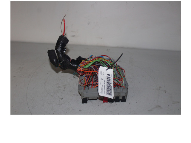 Pojistková skříňka Fiat Doblo 2010