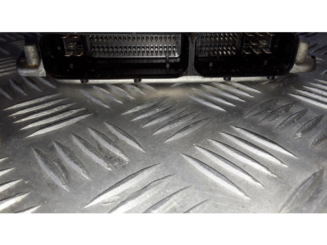 Řídící jednotka 038906019ET, 0281010630 Ford Galaxy 2001