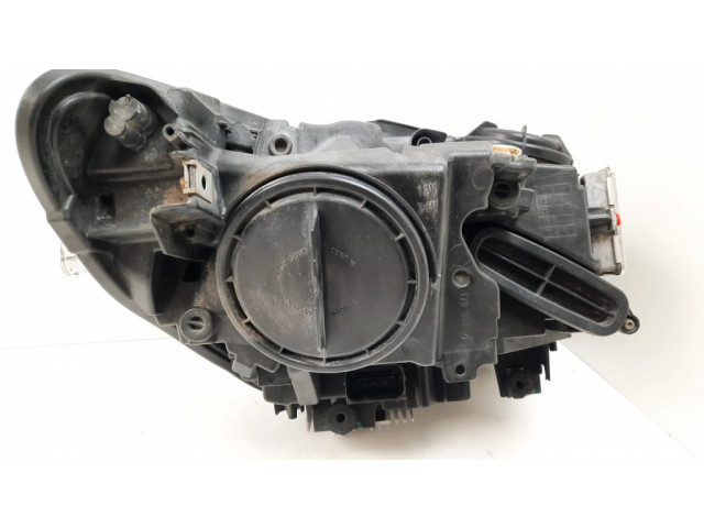 Передняя фара  