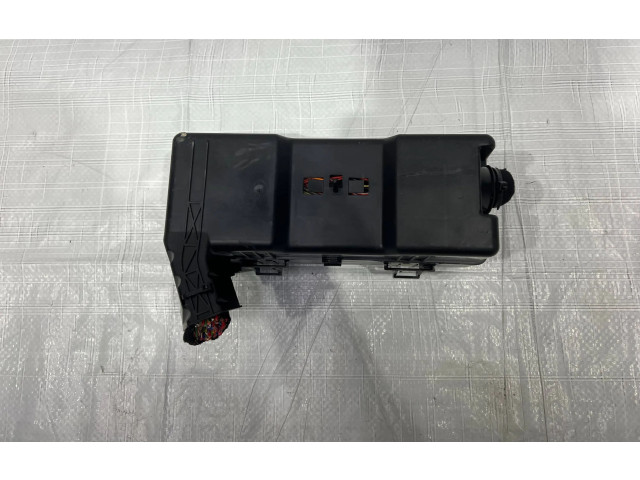 Блок АБС 670037953 Maserati Levante 2017 - года