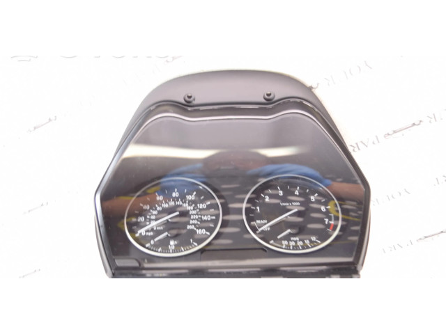 Přístrojová deska BMW X1 F48 F49 2018 9295445, 17649411