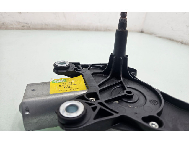 Моторчик заднего дворника 04857931AD    Chrysler Grand Voyager IV