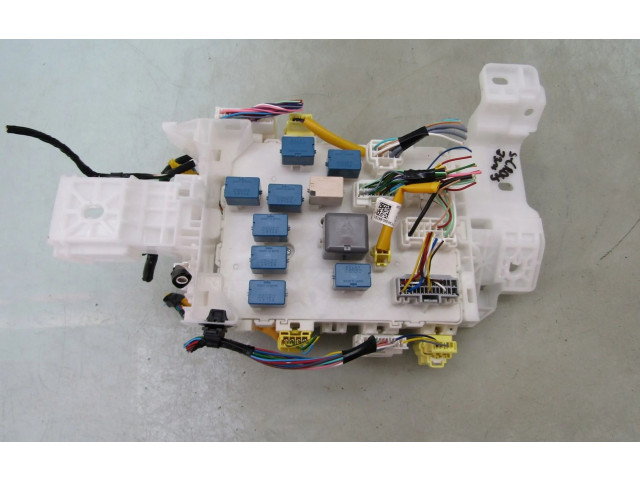 Pojistková skříňka Suzuki SX4 S-Cross 2023