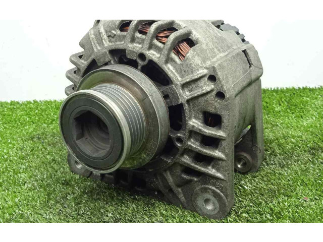 Генератор VALEO-120AH-12V   Nissan Kubistar      