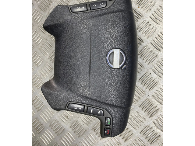 Подушка безопасности водителя 243022610006, 8684196   Volvo V70