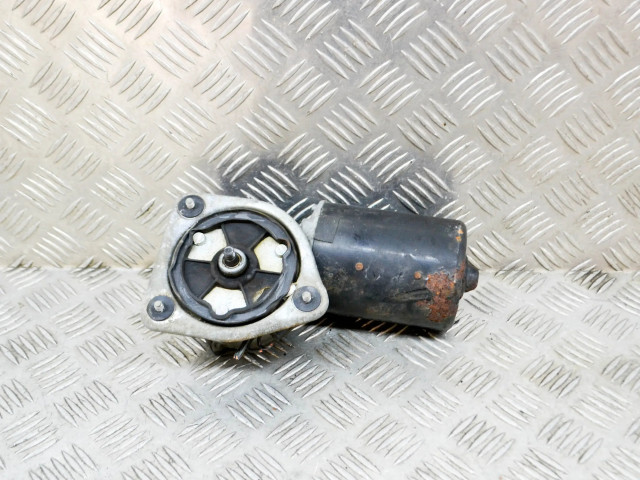 Моторчик дворников A1088200342, 1088200342    Mercedes-Benz 250 280 W108