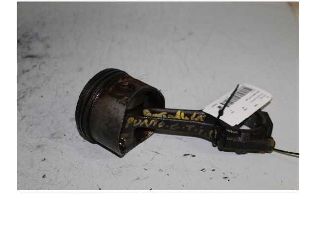 Píst Fiat Punto (176)