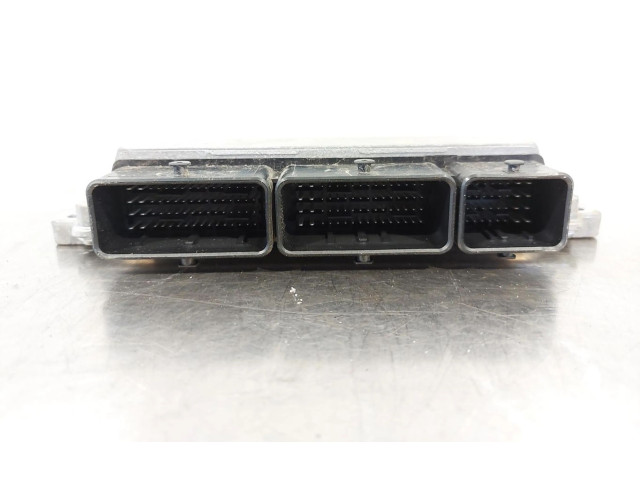 Блок управления двигателем Блок управления 237107175R Renault Clio I