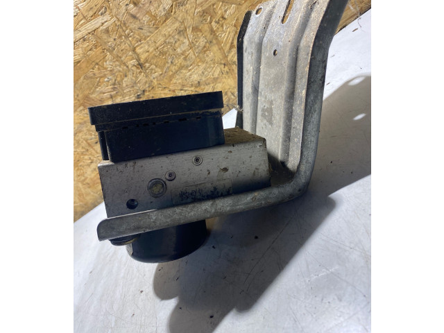 Блок АБС P08671223, 311943 Volvo V70 2000 - 2004 года