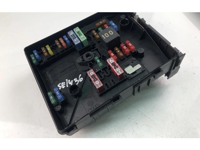 Блок предохранителей 2K5970331R Volkswagen Caddy