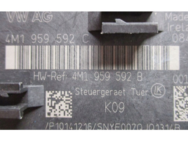 Řídící jednotka 4M1959952C   Audi Q7 4M 2015