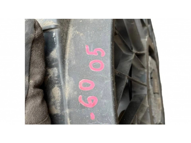 Вентилятор радиатора     8646762, 0130706822    Volvo S60 2.4