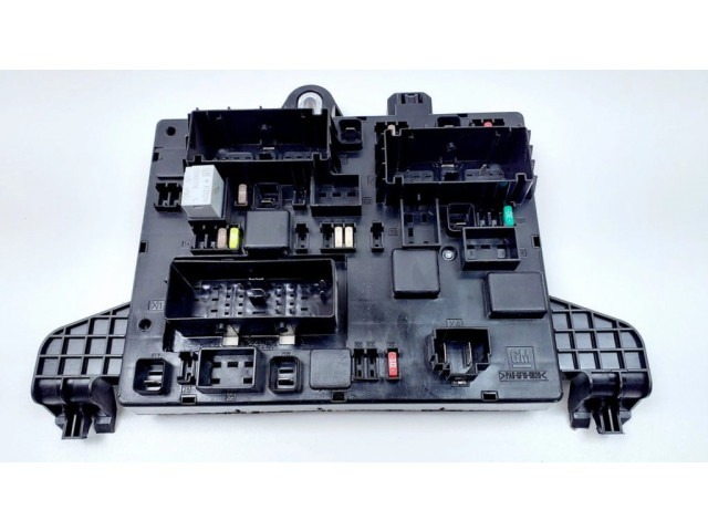 Pojistková skříňka 365927271, 1110138AA Opel Zafira C 2014