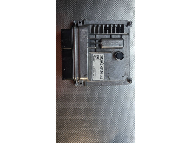 Блок управления двигателя 04L907445E Skoda Octavia Mk3 (5E)