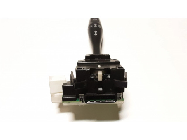 Ручка поворотов/ фонарей