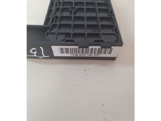 Pojistková skříňka 7H6970187 Volkswagen Transporter - Caravelle T5 2006