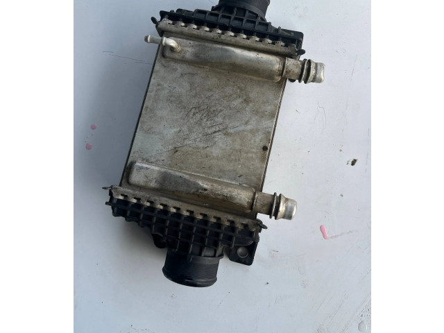 Интеркулер 308737, 00505338 Alfa Romeo Stelvio