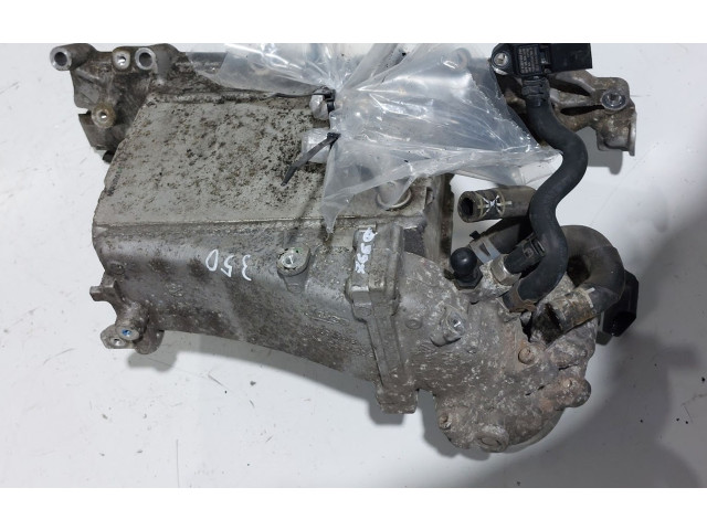 Интеркулер 04L129766Q, 04L129766Q Volkswagen e-Golf