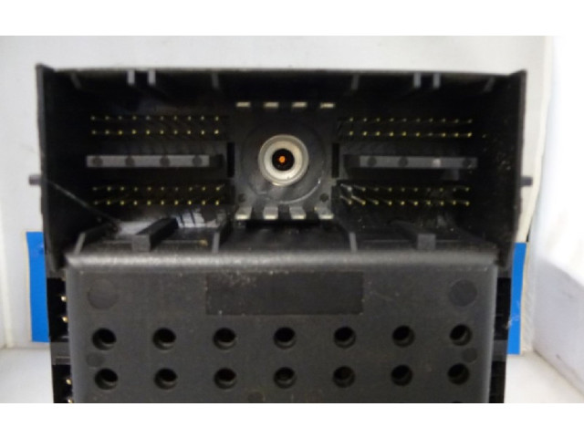 Блок предохранителей  8645410, 8645410   Volvo V70    