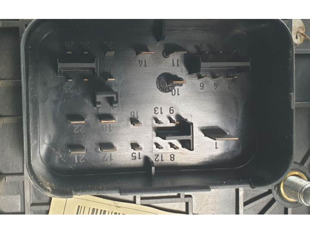 Блок предохранителей 1K0937535H, 1K0937804B Volkswagen Caddy