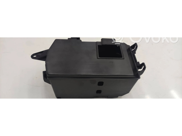 Pojistková skříňka A2128000118, A2128000116 Mercedes-Benz E W212 2013