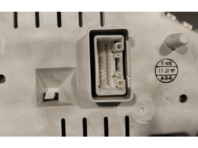 Панель приборов MM0038001 Mitsubishi Colt CZ3