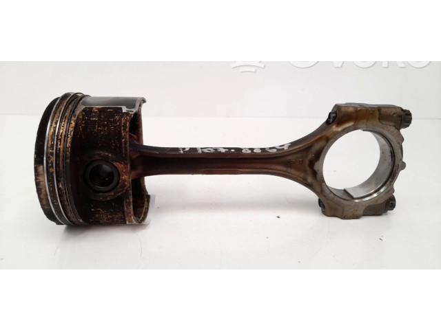  Поршень с шатуном    Peugeot 107  