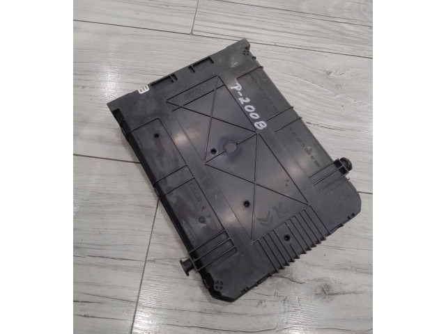 Блок комфорта 9819850080 Peugeot 2008 I