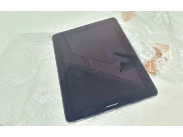 Дисплей 32218176, QV00017A Polestar 2