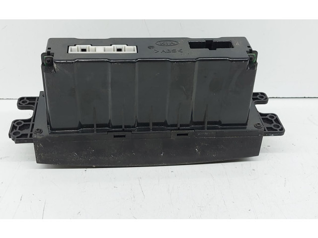 Блок управления климат-контролем 972503E10 KIA Sorento