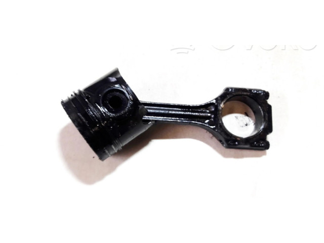  Поршень с шатуном  028h  Volkswagen PASSAT B4  