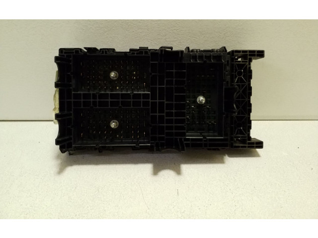 Блок предохранителей 63565110, 58235117AC Jeep Cherokee