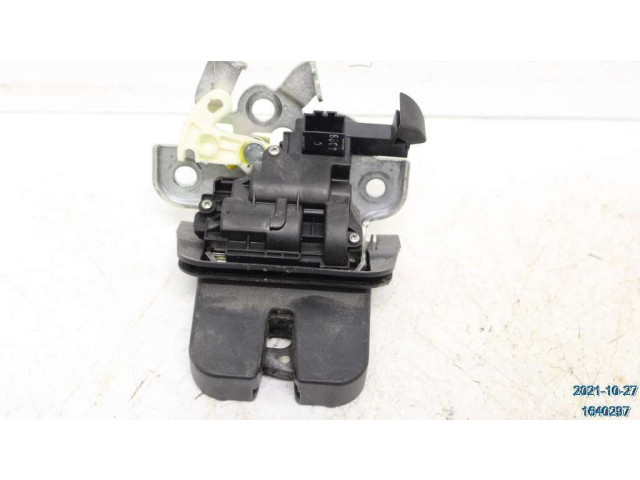 Zámek zadních dveří 8R0827505A, 8K9827505A Audi A6 Allroad C6 2010