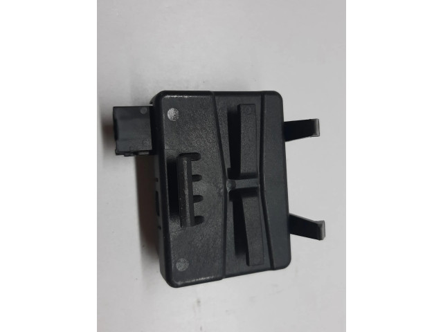 Блок управления 13595511   Chevrolet Camaro