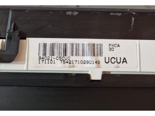 Панель приборов KIA Sorento