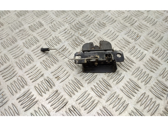 Zámek zadních dveří 2K0827505J Volkswagen Caddy 2013