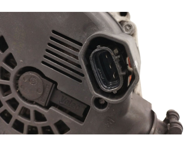 Генератор 373002F100, 150A   KIA Sorento      