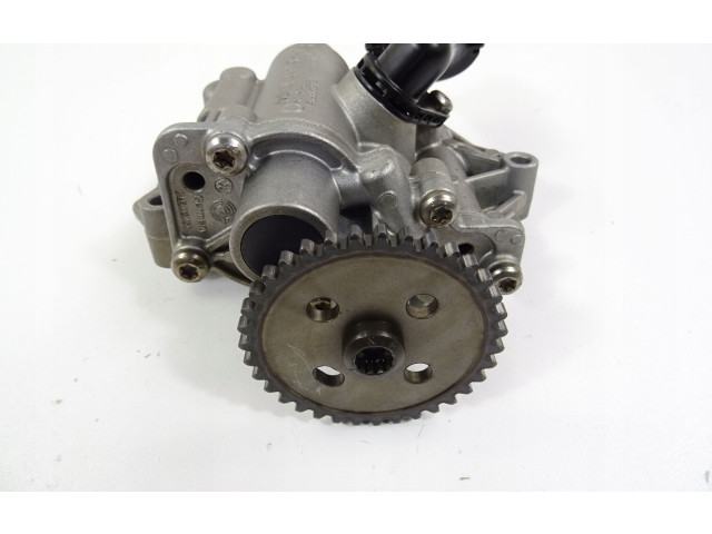 Масляный насос 04E115103F Audi A3 S3 8V