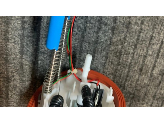 Насос топлива (в топливном баке)