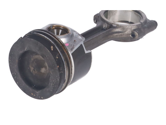 Поршень Шатун 04L107065A Volkswagen PASSAT B8