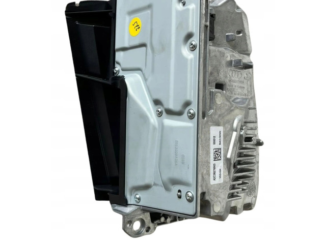 Дисплей    762919608C   Audi e-tron