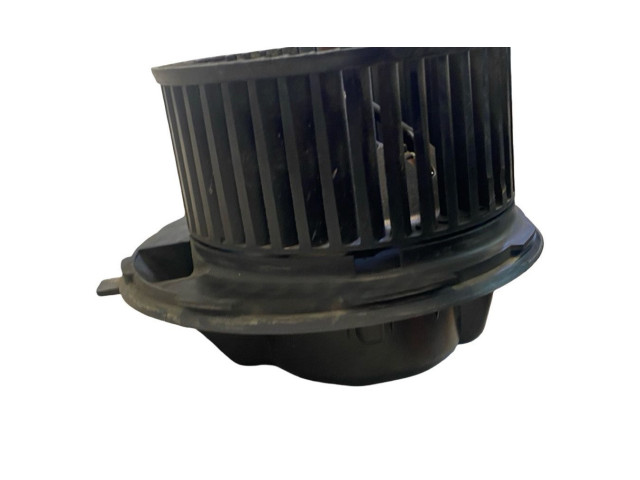 Вентилятор печки 1K1819015F, 998919K Volkswagen Caddy