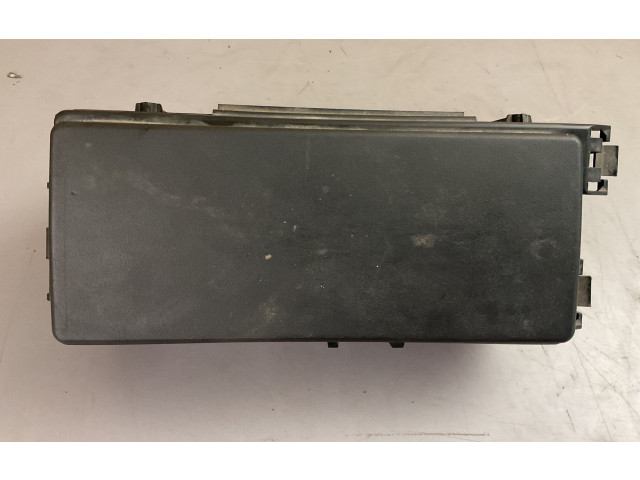 Блок предохранителей 04692085AB, 0000652557 Jeep Commander