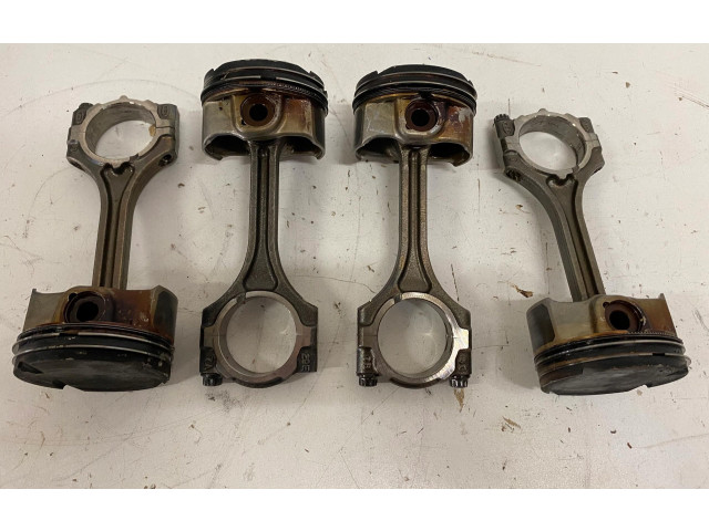  Поршень с шатуном  g4fj  KIA Ceed  