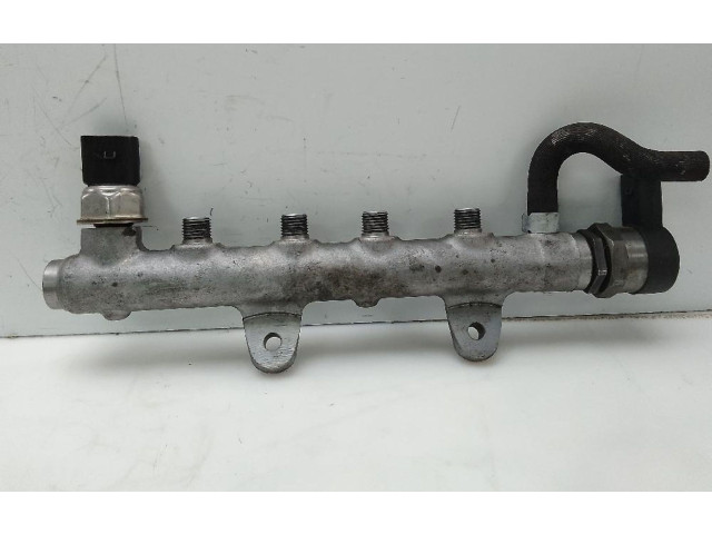 Vstřikovací lišta 04b130093 Seat Ibiza IV (6J,6P)