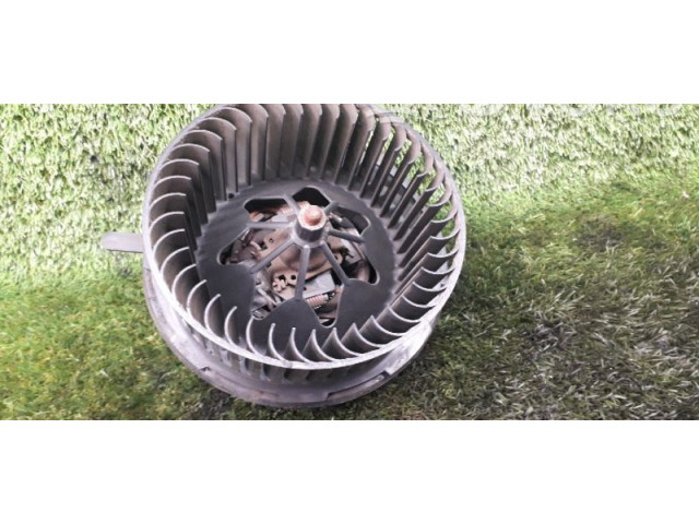 Вентилятор печки    1k2819015a   Audi A3 S3 8P