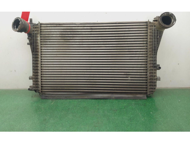 Интеркулер  3C0145805G   Volkswagen PASSAT 