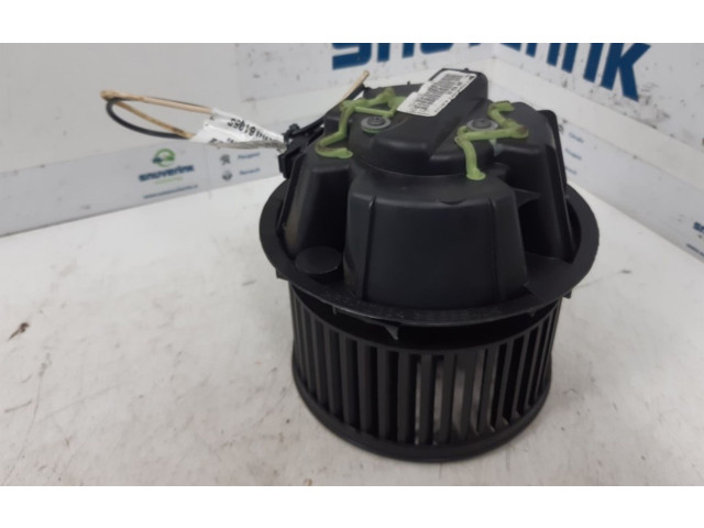 Вентилятор печки       Dacia Logan I