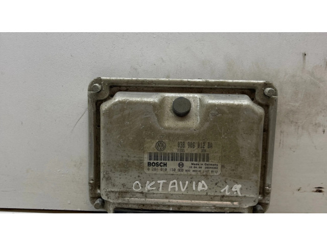 Блок управления двигателя 038906012BA   Skoda Octavia Mk2 (1Z)