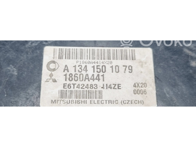 Комплект блоков управления MR951770, MM0038001 Mitsubishi Colt